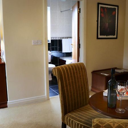 Donegal Manor Hotel Donegal Town Екстериор снимка