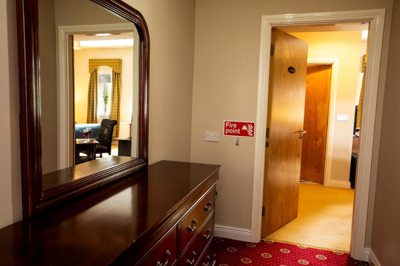 Donegal Manor Hotel Donegal Town Екстериор снимка