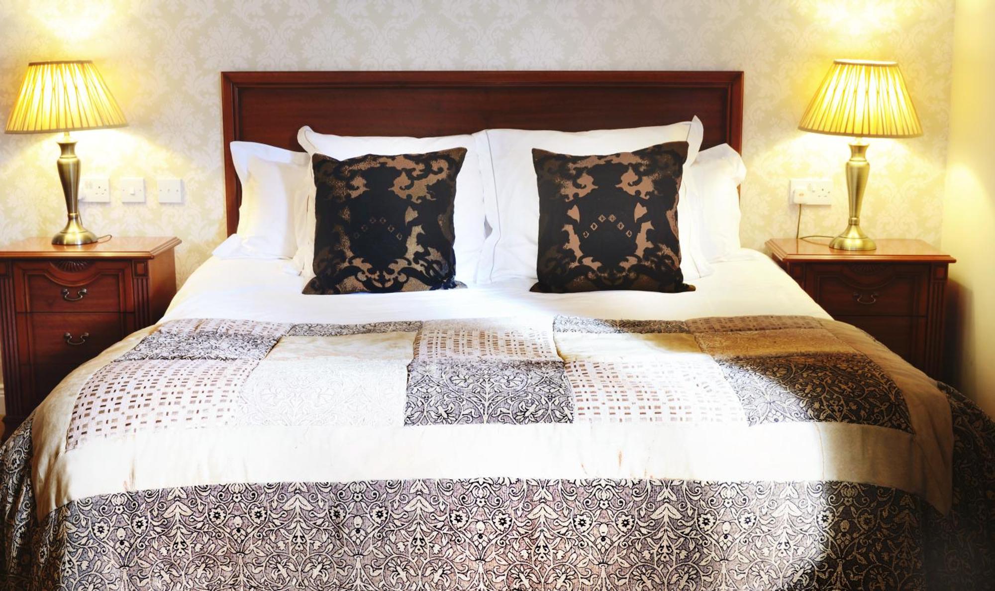 Donegal Manor Hotel Donegal Town Екстериор снимка